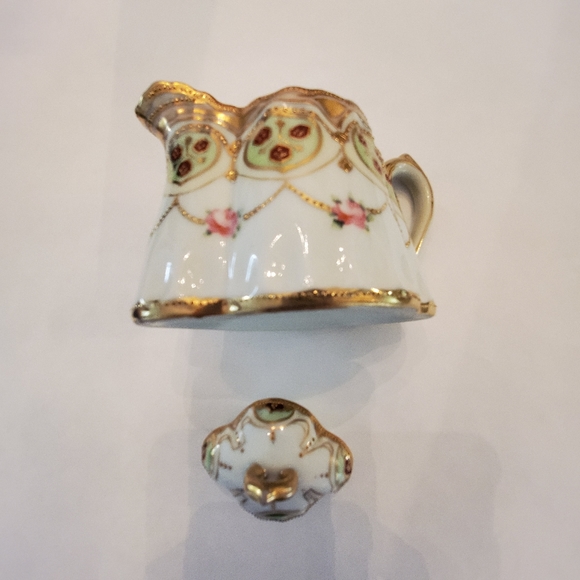 Vintage Nippon Hand Painted Gold Antique Creamer - Picture 3 of 7